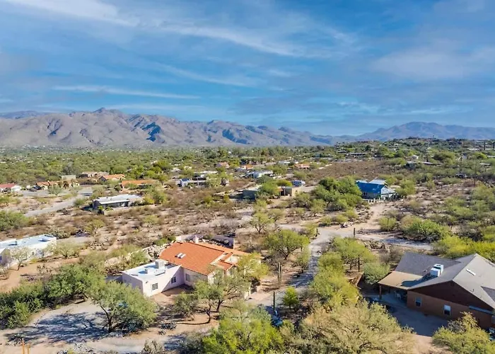 Catalina Mountain Views With Pool *