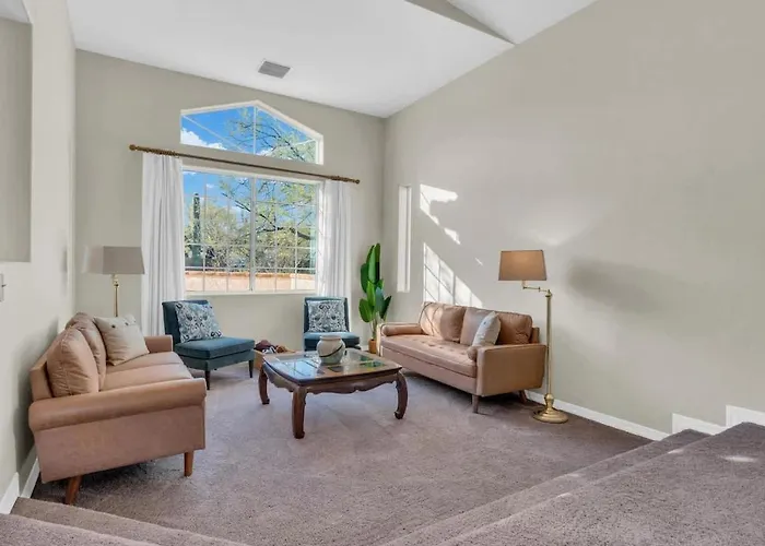 Catalina Mountain Views With Pool Holiday home Tucson