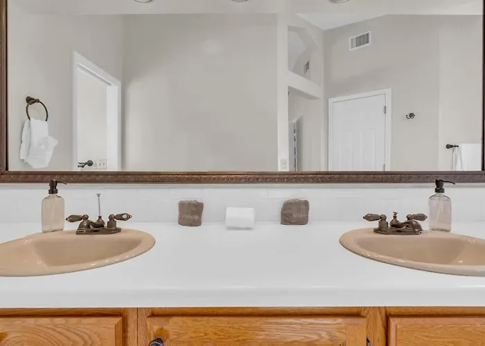 Catalina Mountain Views With Pool Holiday home *